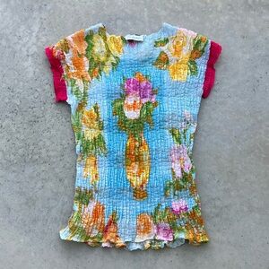 Floral Textured Blue Crinkle Top with Pink Sleeve Accents